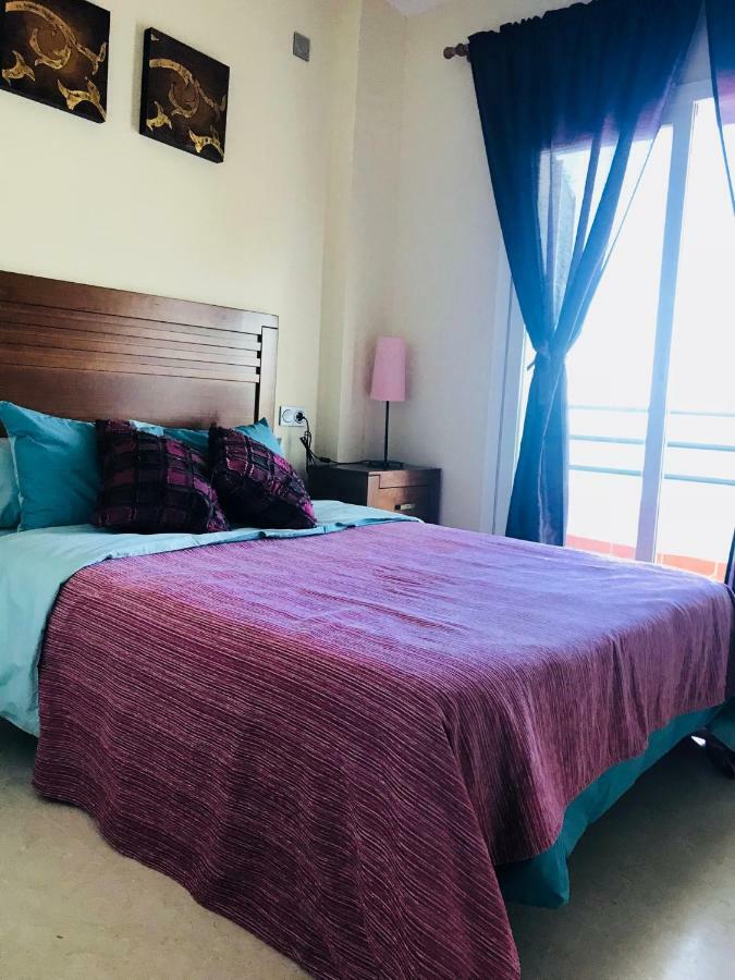 Princesa Kristina Manilva Ngoại thất bức ảnh