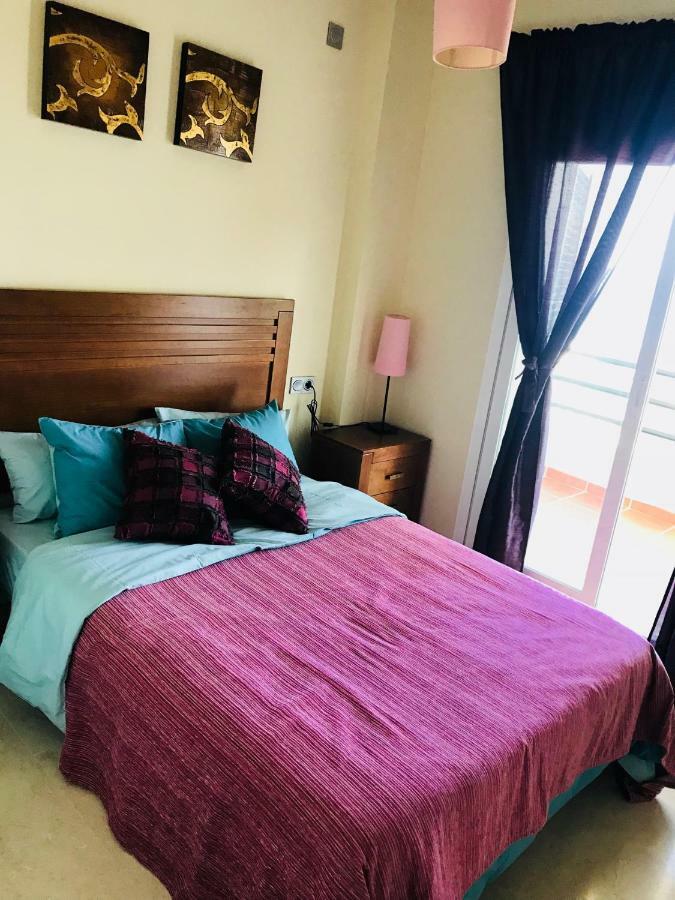 Princesa Kristina Manilva Ngoại thất bức ảnh